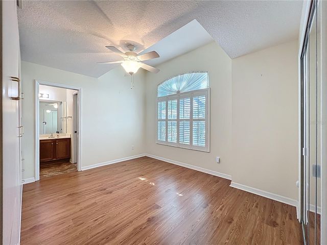 4822 SAWGRASS LAKE CIRCLE, Leesburg, FL 34748