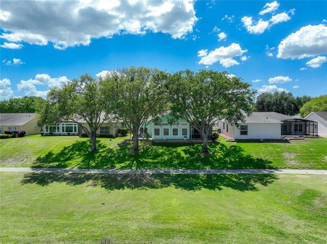 4822 SAWGRASS LAKE CIRCLE, Leesburg, FL 34748