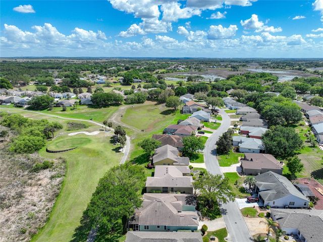 4822 SAWGRASS LAKE CIRCLE, Leesburg, FL 34748