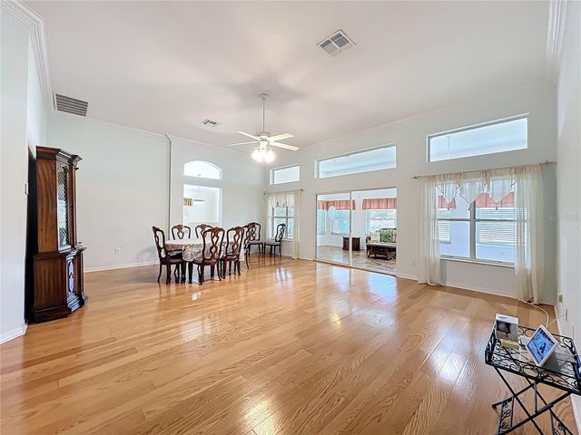 4822 SAWGRASS LAKE CIRCLE, Leesburg, FL 34748