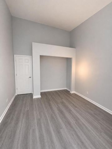 624 W Happfield Drive 1717D, Arlington Heights, IL 60004