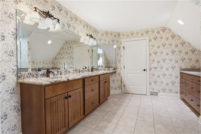 3932 Charing Cross, Canandaigua Town, NY 14424