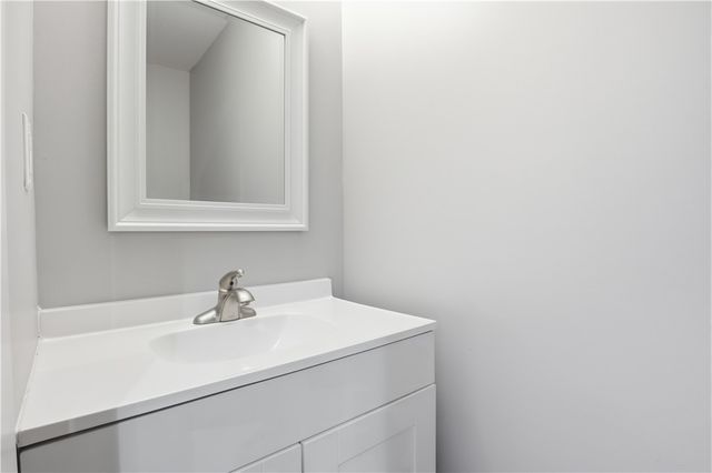 3932 Charing Cross, Canandaigua Town, NY 14424