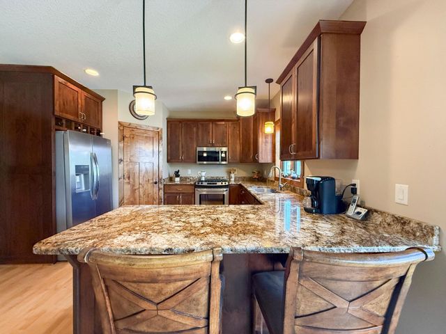 2915 Lake Vista Drive NW, Rochester, MN 55901