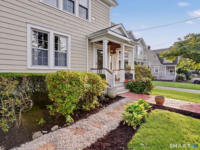 14 Roosevelt Street, Norwalk, CT 06851