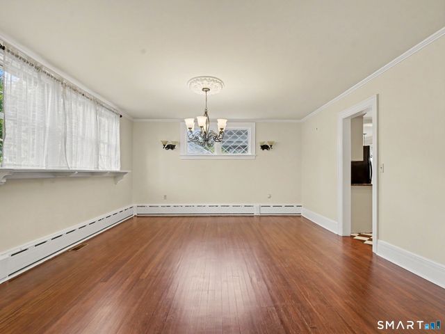 14 Roosevelt Street, Norwalk, CT 06851