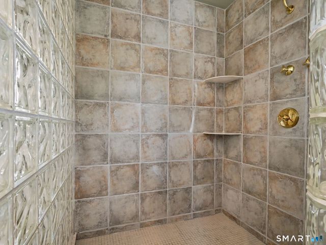14 Roosevelt Street, Norwalk, CT 06851