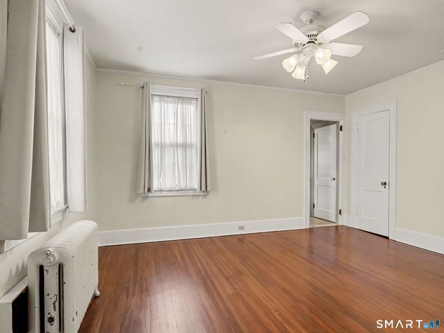 14 Roosevelt Street, Norwalk, CT 06851
