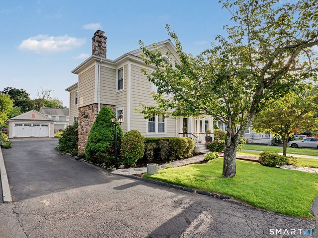 14 Roosevelt Street, Norwalk, CT 06851