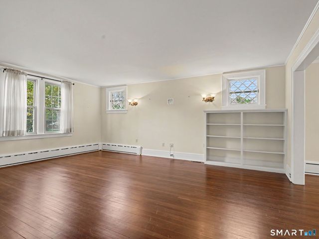 14 Roosevelt Street, Norwalk, CT 06851