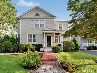 14 Roosevelt Street, Norwalk, CT 06851