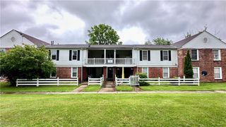 24 Washington Square, Euclid, OH 44143