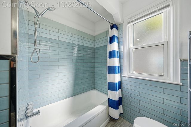 24480 Phlox Avenue, Eastpointe, MI 48021