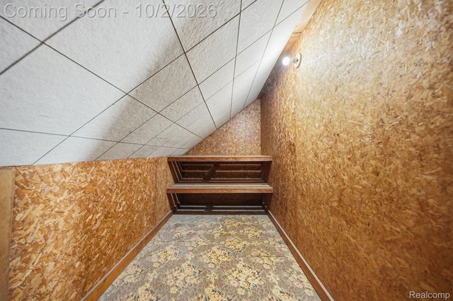 24480 Phlox Avenue, Eastpointe, MI 48021