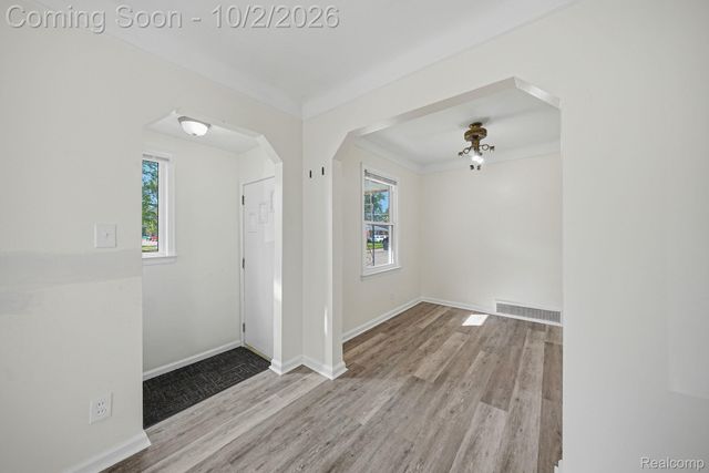 24480 Phlox Avenue, Eastpointe, MI 48021