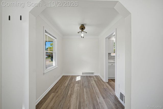 24480 Phlox Avenue, Eastpointe, MI 48021