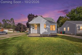 24480 Phlox Avenue, Eastpointe, MI 48021