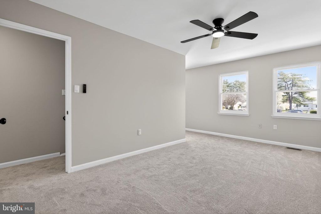 Image 18 of property listing at 7509 COURTNEY PL, Landover, MD 20785