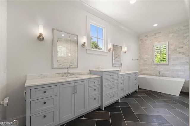 15995 Freemanville Road, Milton, GA 30004