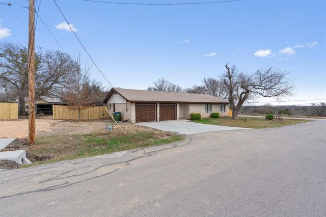 209 E Rector ST, Manor, TX 78653