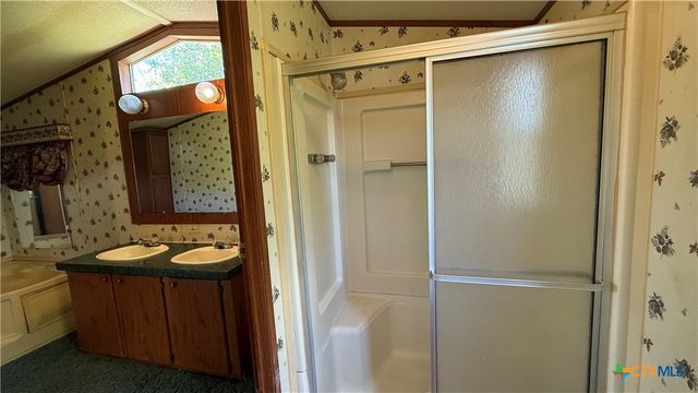 2807 Lone Tree Road, Victoria, TX 77901