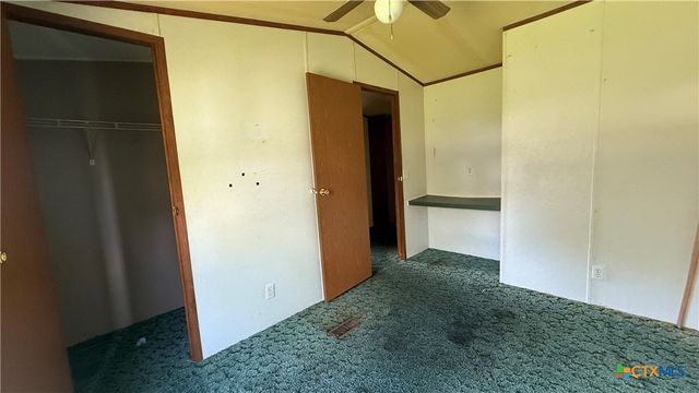 2807 Lone Tree Road, Victoria, TX 77901