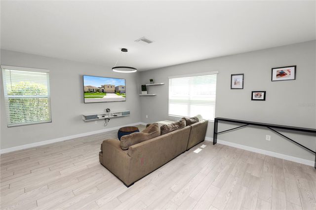 3231 HILLTOP CIRCLE, Lakewood Ranch, FL 34211