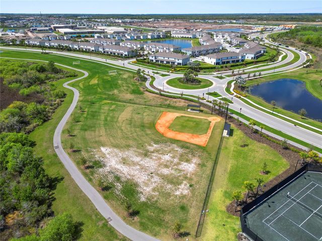 3231 HILLTOP CIRCLE, Lakewood Ranch, FL 34211