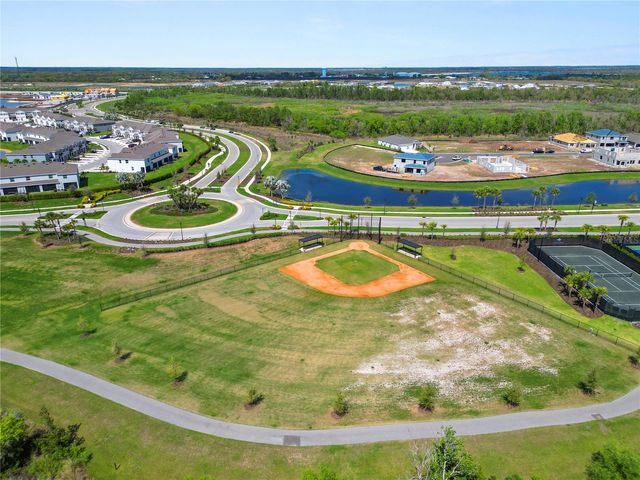 3231 HILLTOP CIRCLE, Lakewood Ranch, FL 34211