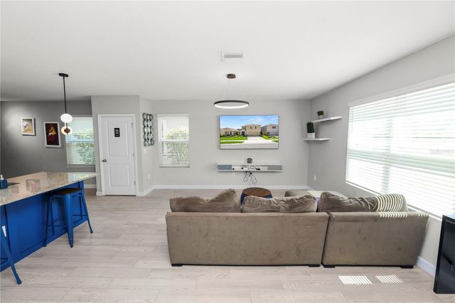 3231 HILLTOP CIRCLE, Lakewood Ranch, FL 34211