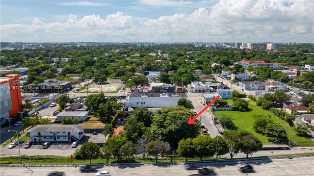 652 NW 31st St, Miami, FL 33127
