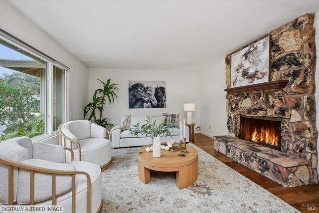 1808 Sherwood Ct, Santa Rosa, CA 95405