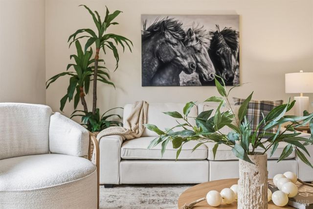 1808 Sherwood Ct, Santa Rosa, CA 95405