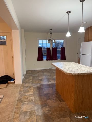 66 Rainbow Drive, Montville, CT 06382