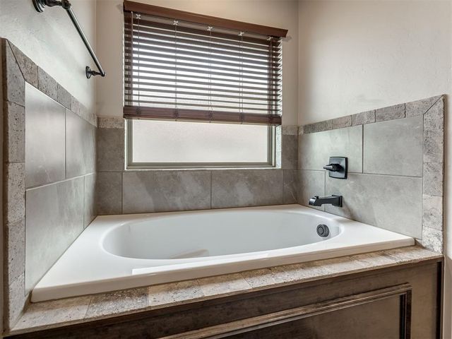 8817 Stark Street, Arcadia, OK 73007