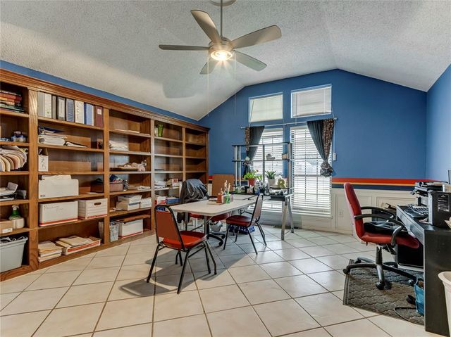 8001 NW 113th Street, Oklahoma City, OK 73162
