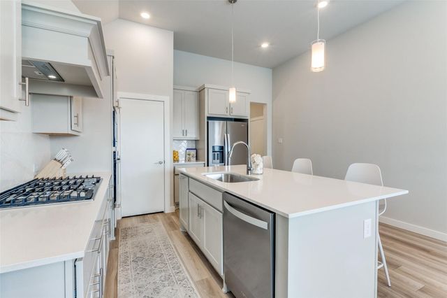 2360 Rook Drive, Dallas, TX 75211