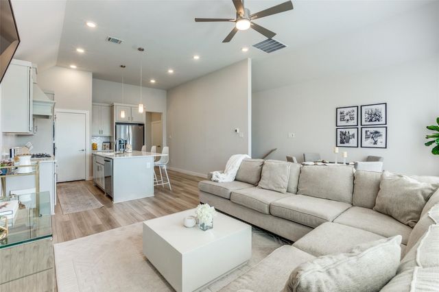 2360 Rook Drive, Dallas, TX 75211