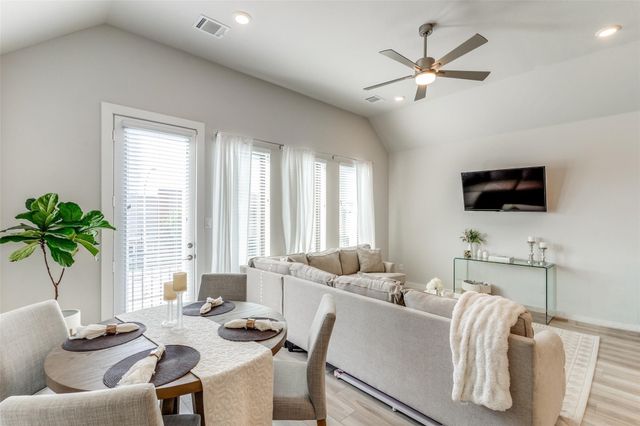 2360 Rook Drive, Dallas, TX 75211