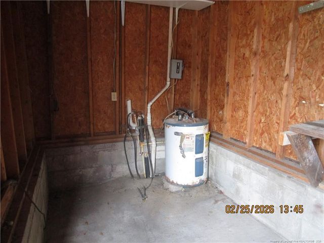 256 Chesters Road, Roseboro, NC 28382