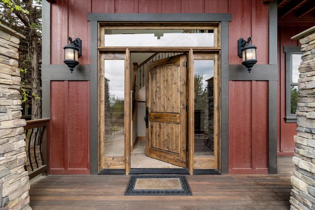 1255 NW Constellation Drive, Bend, OR 97703