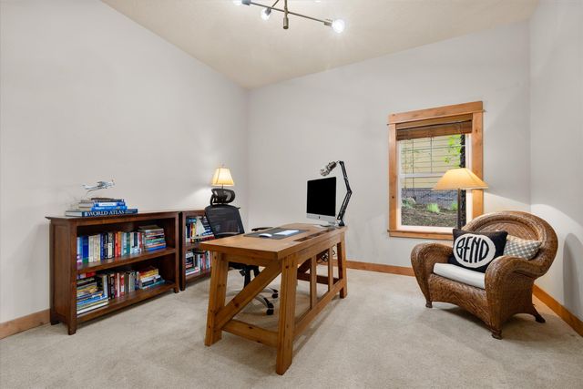 1255 NW Constellation Drive, Bend, OR 97703