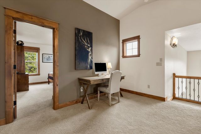 1255 NW Constellation Drive, Bend, OR 97703