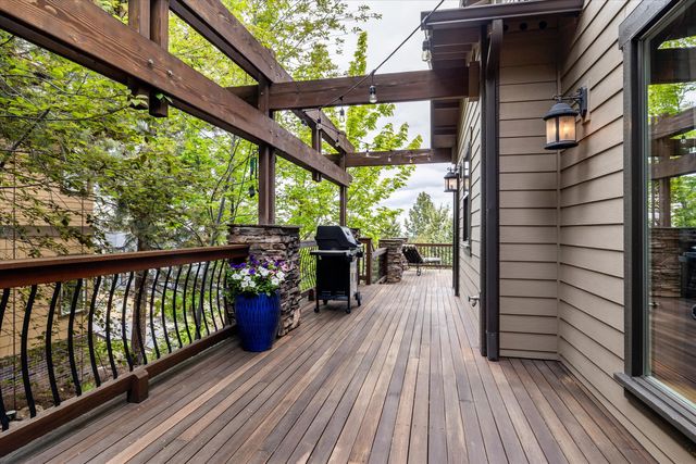 1255 NW Constellation Drive, Bend, OR 97703