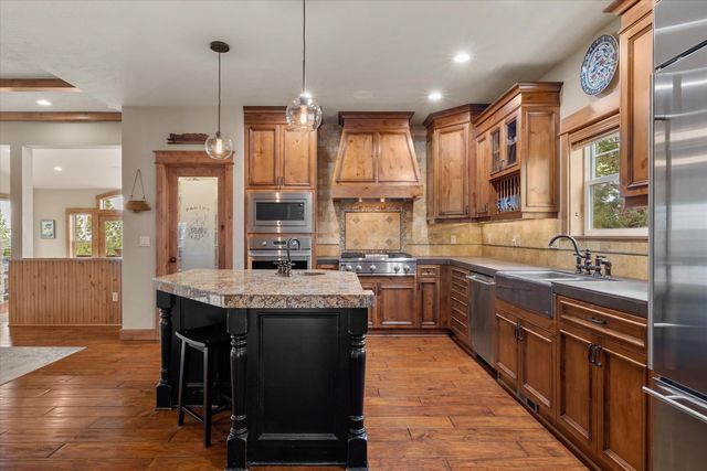 1255 NW Constellation Drive, Bend, OR 97703