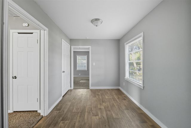 5129 Penrod Court, River Oaks, TX 76114