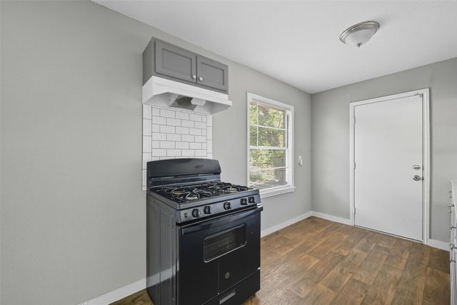 5129 Penrod Court, River Oaks, TX 76114