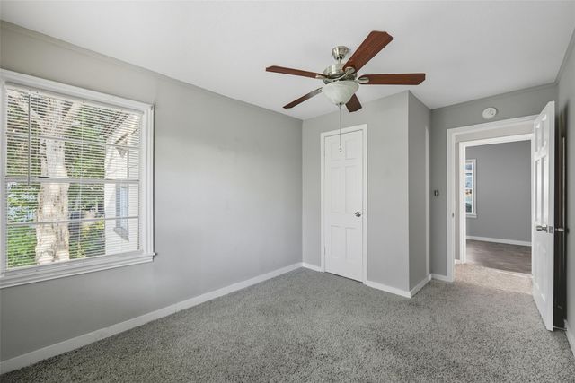 5129 Penrod Court, River Oaks, TX 76114