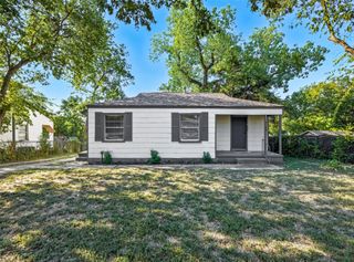 5129 Penrod Court, River Oaks, TX 76114