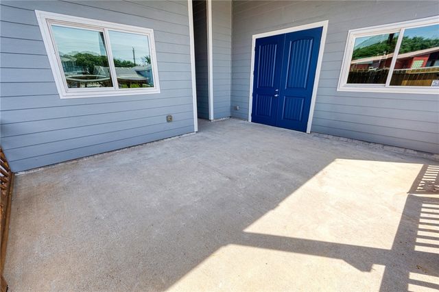 3322 Maui Dr, Corpus Christi, TX 78418